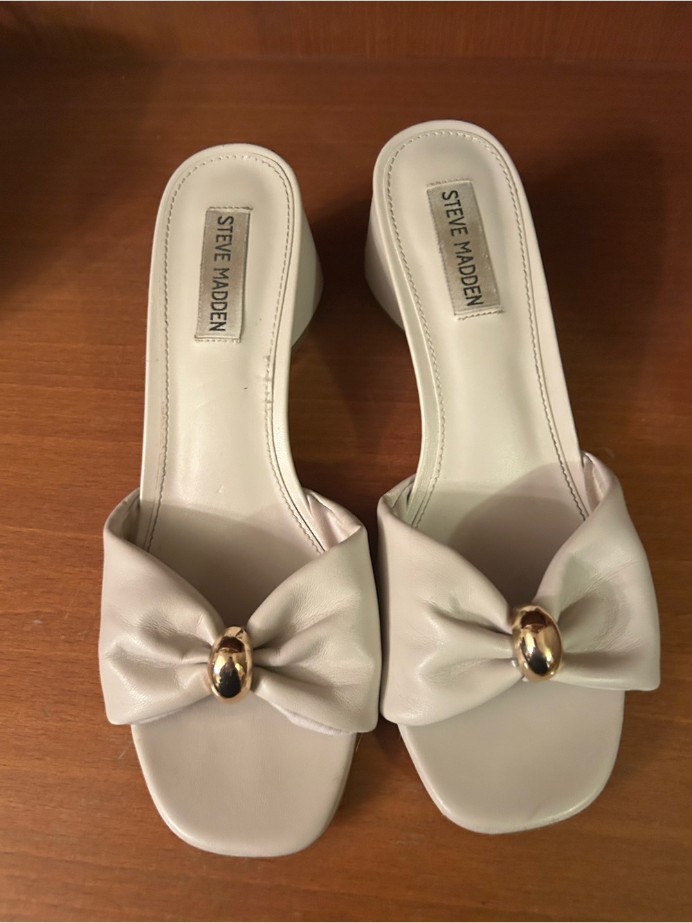 Steve Madden Cream Knot-Detail Slide Heels with Gold Accent